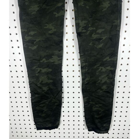 Spanx look at me now seam less leggings camo print size 1x - Picture 5 of 7